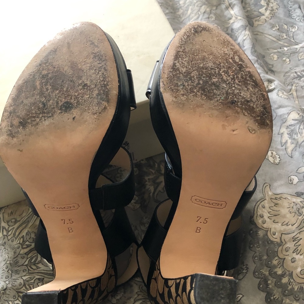 COACH BERTTA VACHETTA SANDALS - Picture 4 of 4
